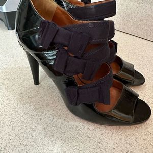 Vintage Lanvin Navy and Black patent ribbon bow pumps- 9-9.5